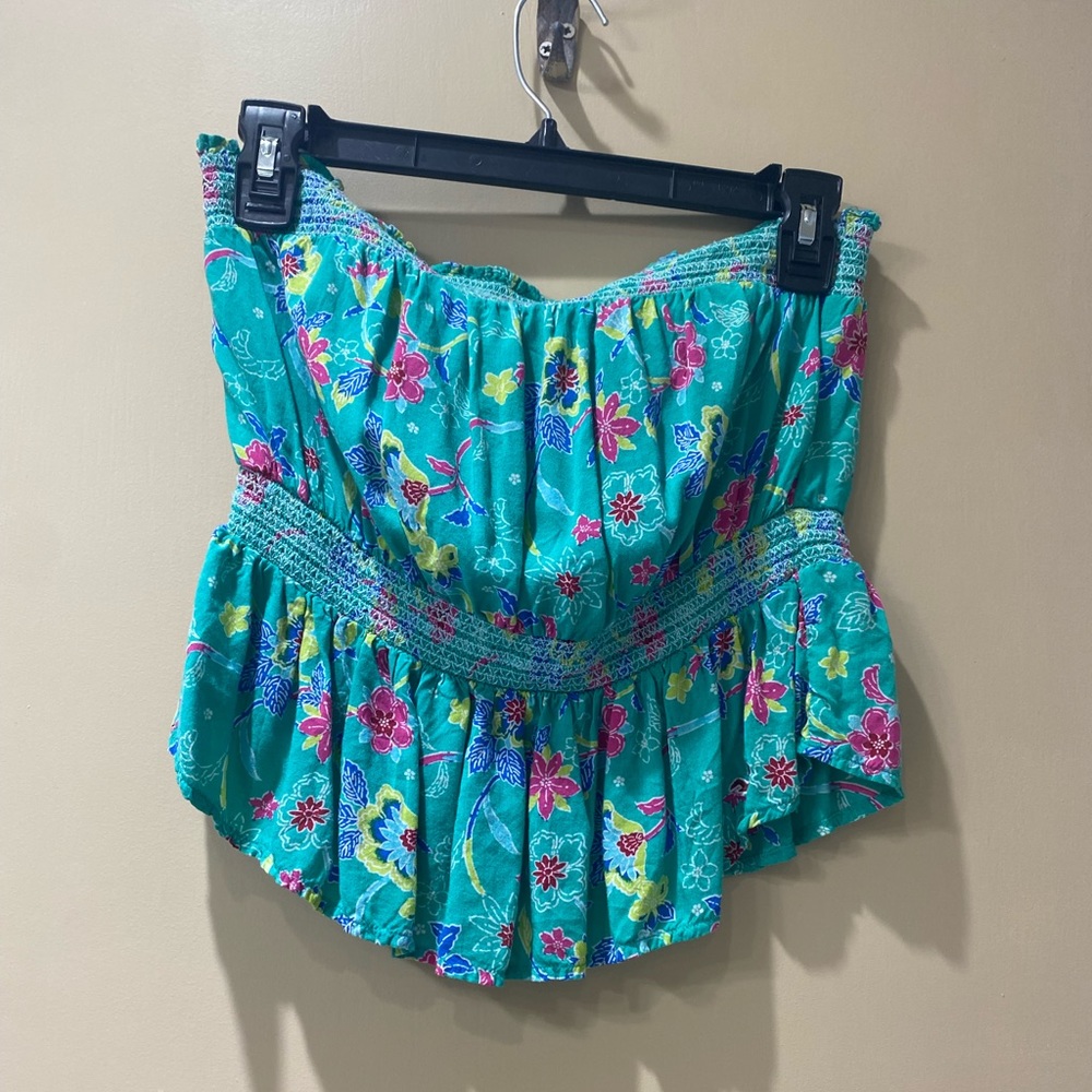 Hollister crop top